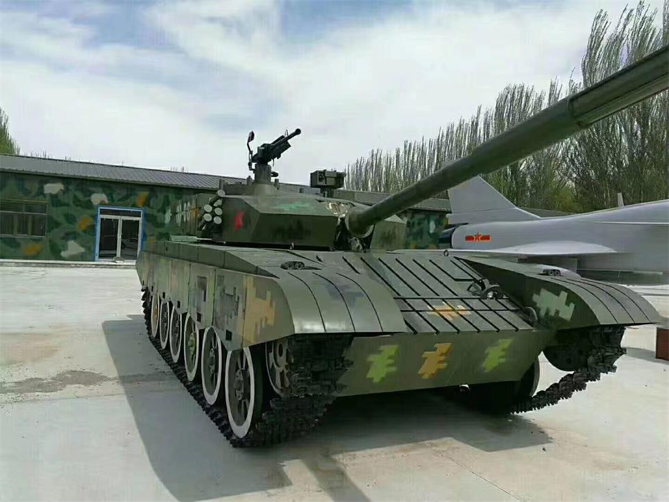 凤山县坦克模型